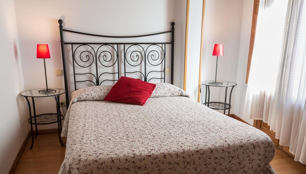 Casa De Gaitan Apartment Toledo Room photo
